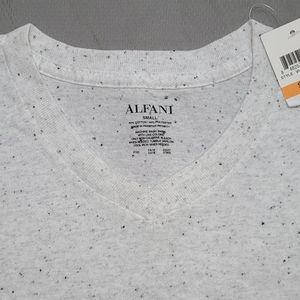 Alfani V-neck speckles t-shirt